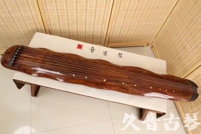 红河哈尼族彝族自治州●久音古琴  ●今日推荐 20240621 【断纹蕉叶】